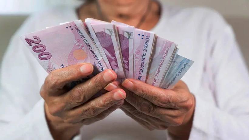2027 asgari ücret şoku! SGK uzmanı Özgür Erdursun'dan şaşırtan rakam 14